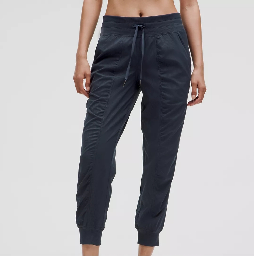 Lululemon Dance Studio Joggers,4 Inseam 29".